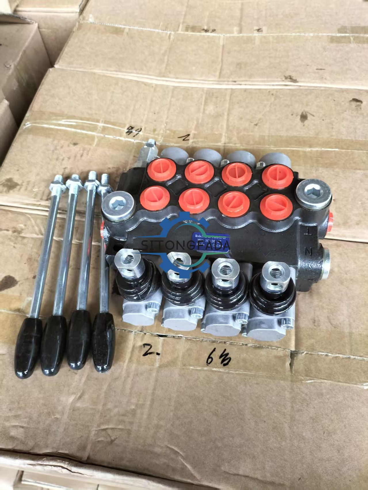 Hydraulic Directional Control Valve for Tractors 4 Spool 3600 psi 11 Gpm Agricultural Machinery Parts 4P40