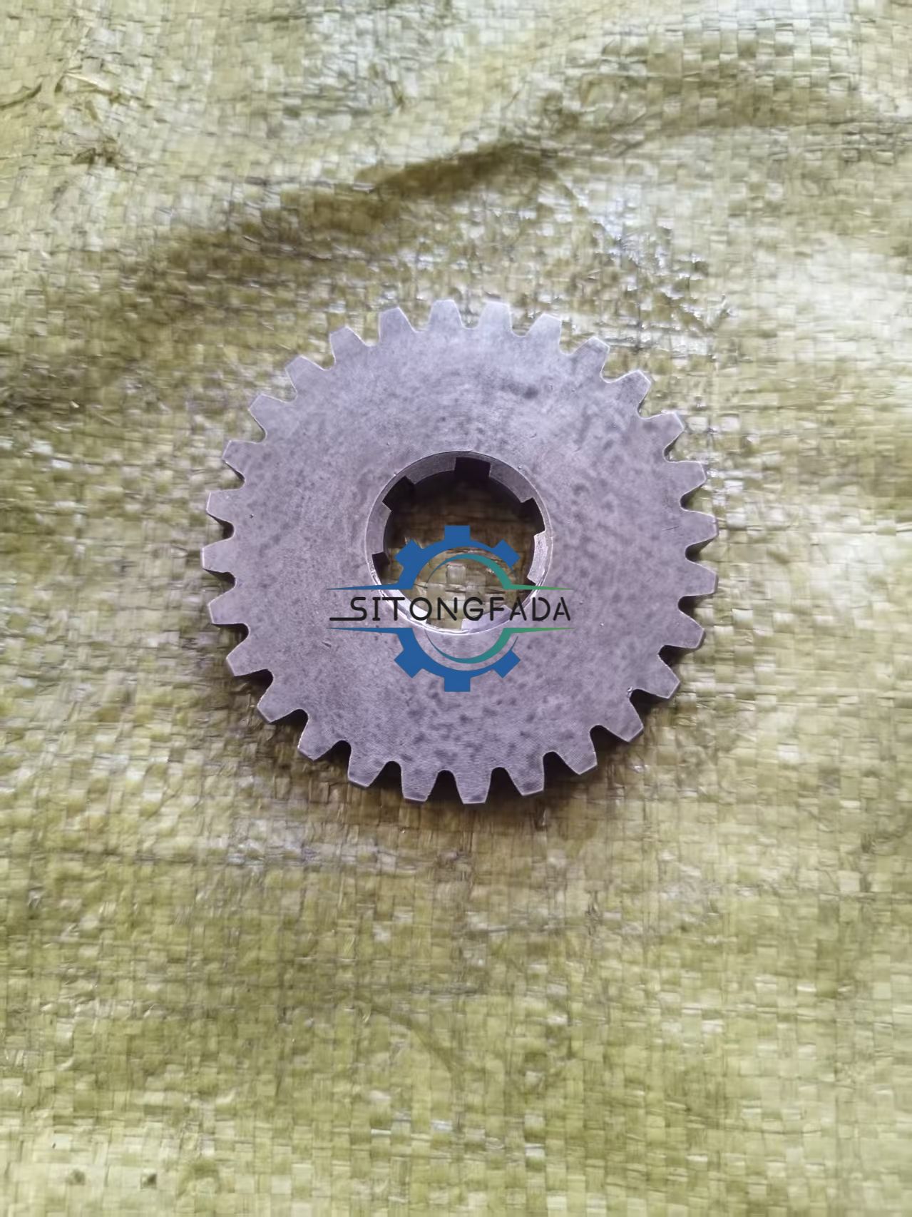 Factory Direct Supply 28T 6 Spline Spur Gear High Precision Transmission Flat Gear For Kubota Combine Harvester Gearbox