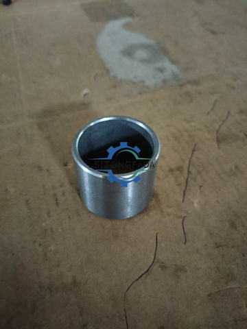 Factory Direct High Hardness Alloy Steel Bushing Wear Resistant Tractor Cylinder Sleeve Bushing For Four Wheel Farm Tractor Agricultural Parts 