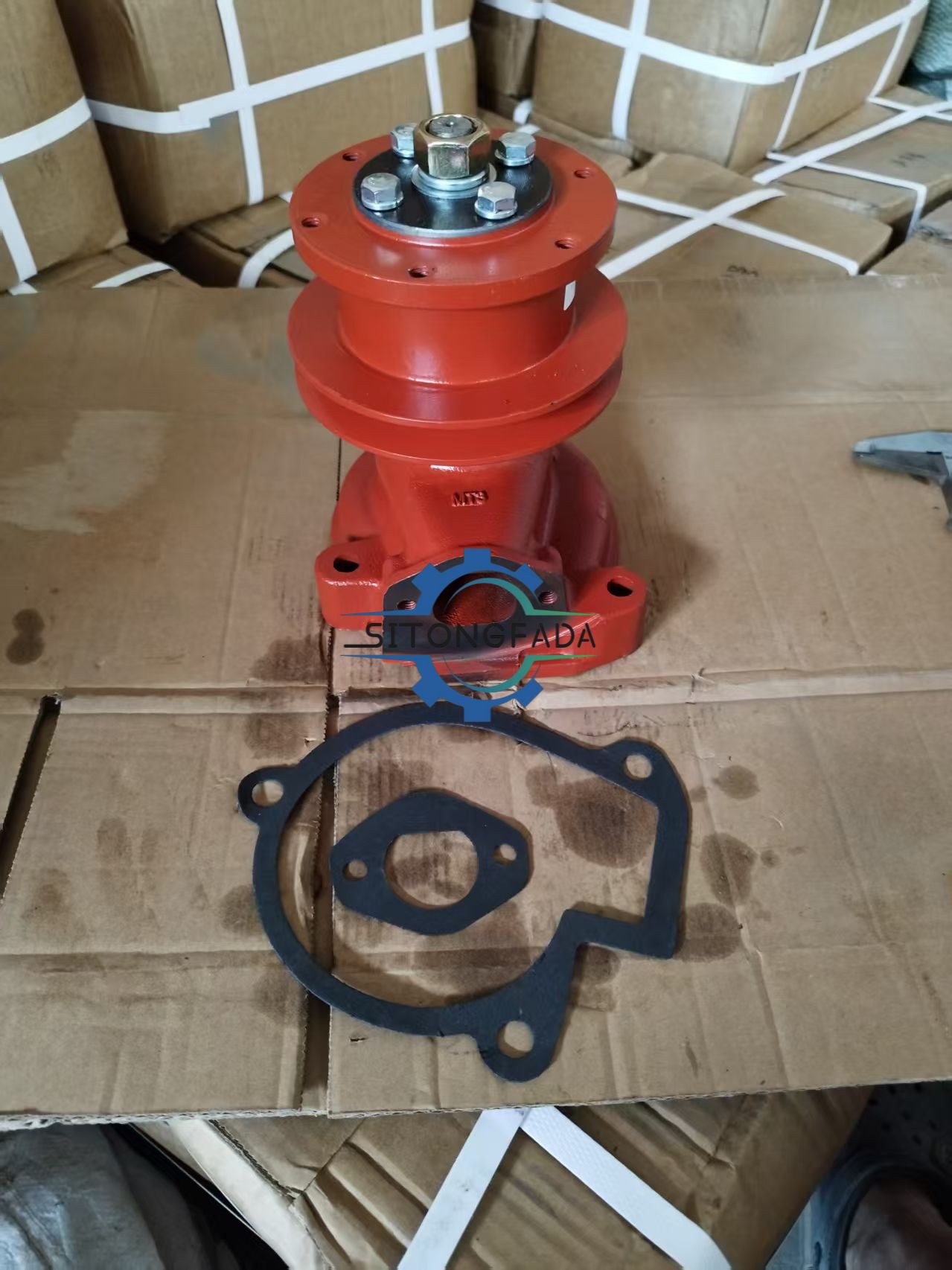 Factory Direct Tractor Water Pump With Rubber Gasket Wholesale Accessories for Farm Tractor Diesel Engine Machinery