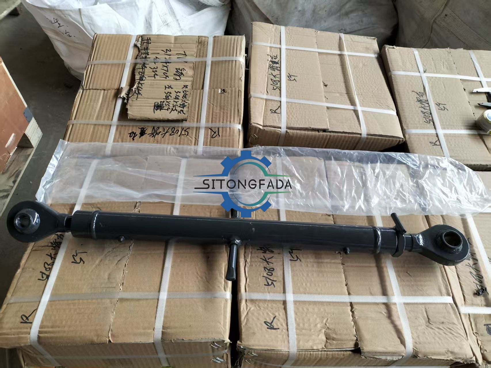 Adjustable Tractor Top Link 520mm For Kubota Tractor Agricultural Machinery 3 Point Hitch Long Drag Link Spare Parts