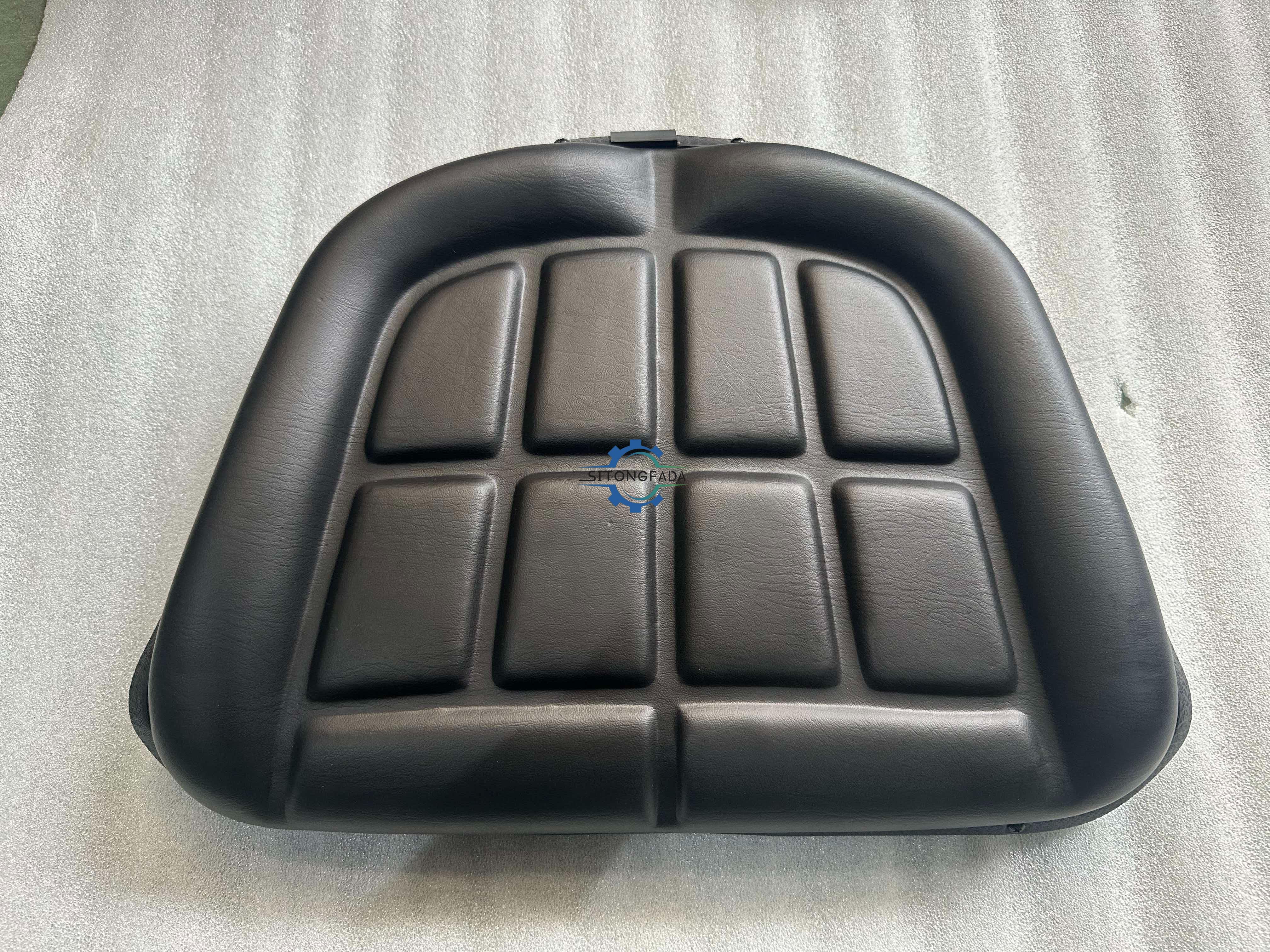 Factory Direct Supply Wear Resistant Tractor Seat Cushion Pad For Farm Tractor Agricultural Machinery Parts