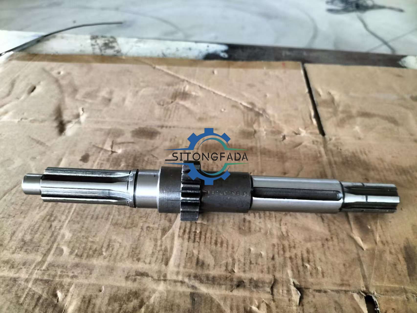 Factory Direct Precision Splined Transmission Main Shaft With Integral Gear Parts for Farm Tractor Gearbox