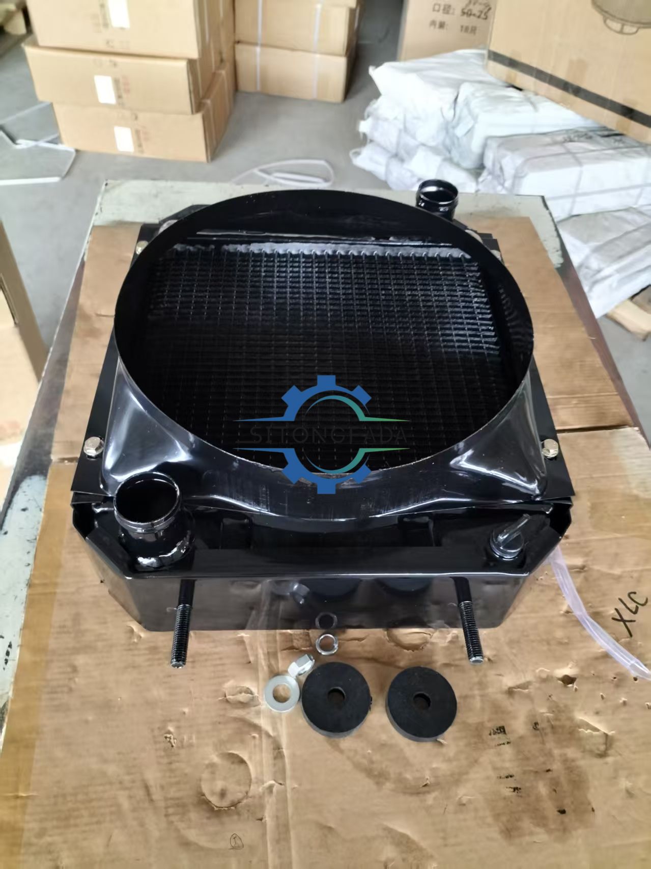 Factory Outlets TY295 High Efficiency Heat Dissipation Radiator Anti-Rust Water Cooling Radiator For Farm Tractor