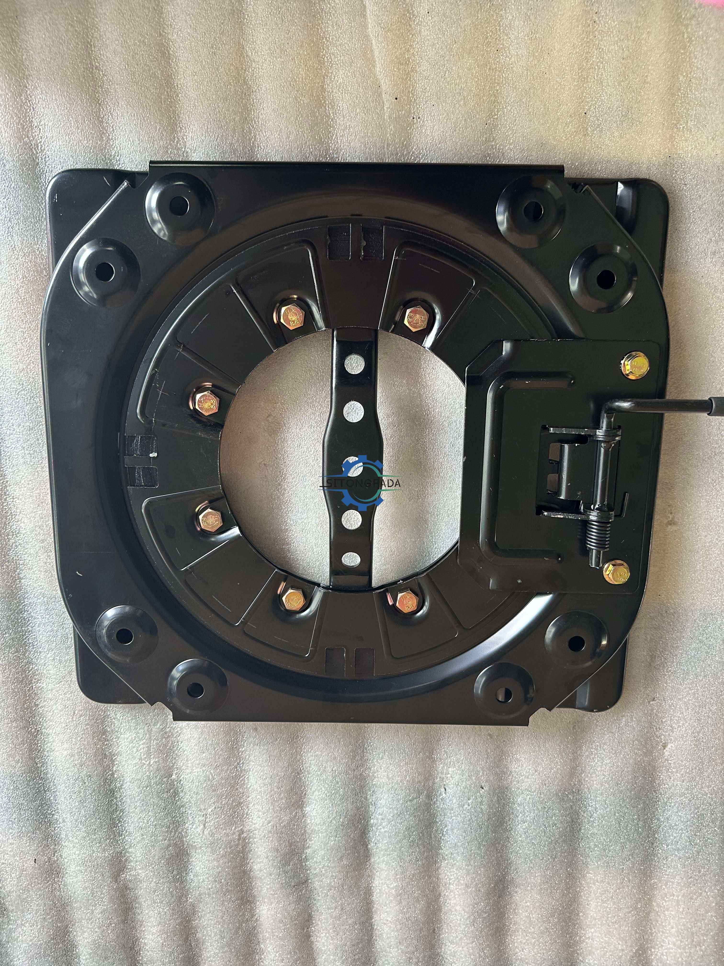 Factory Direct Powder Coated Rotating Seat Swivel Base Heavy Duty Metal Rotary Plate for Farm Tractor Excavator Operator Chair