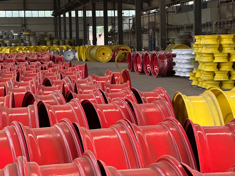 Agricultural Steel Wheel Rim Multi Color Farm Tractor Wheel Rim Heavy Duty Wheel Hub for Farm Machinery Tractor Tire Assembly