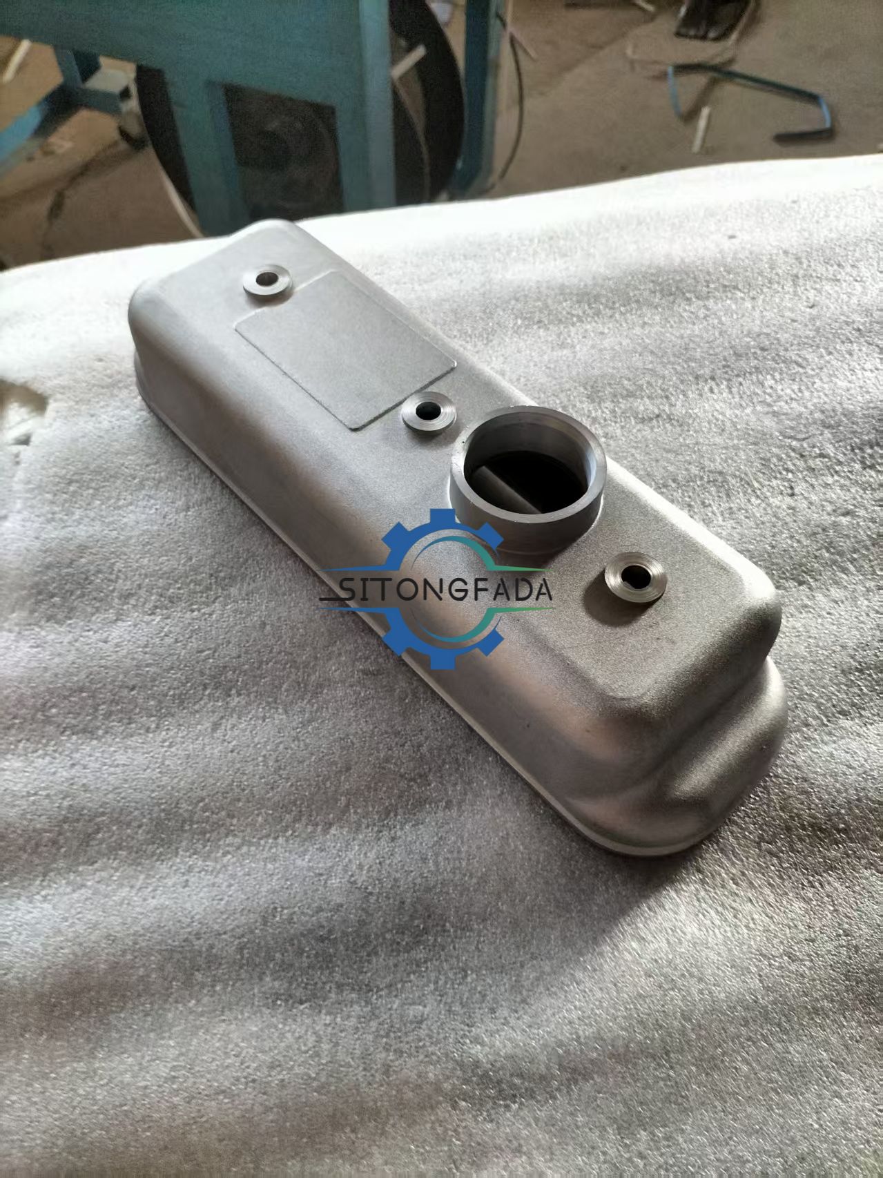 Factory Direct Aluminum Valve Chamber Cover KM385BT‑03301 For JINMA254 Tractor KM385BT Engine Spare Parts