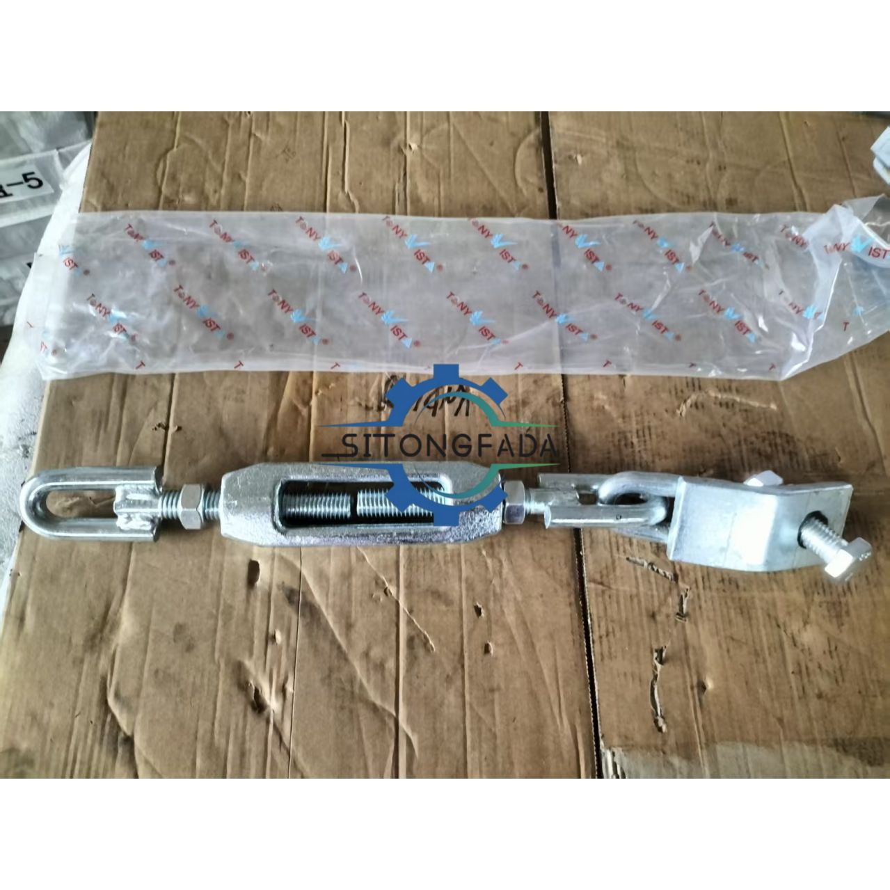 Manufacturer Supply Galvanized Adjustable Turnbuckle Tension Link Assembly for Tractor Hitch Farm Equipment
