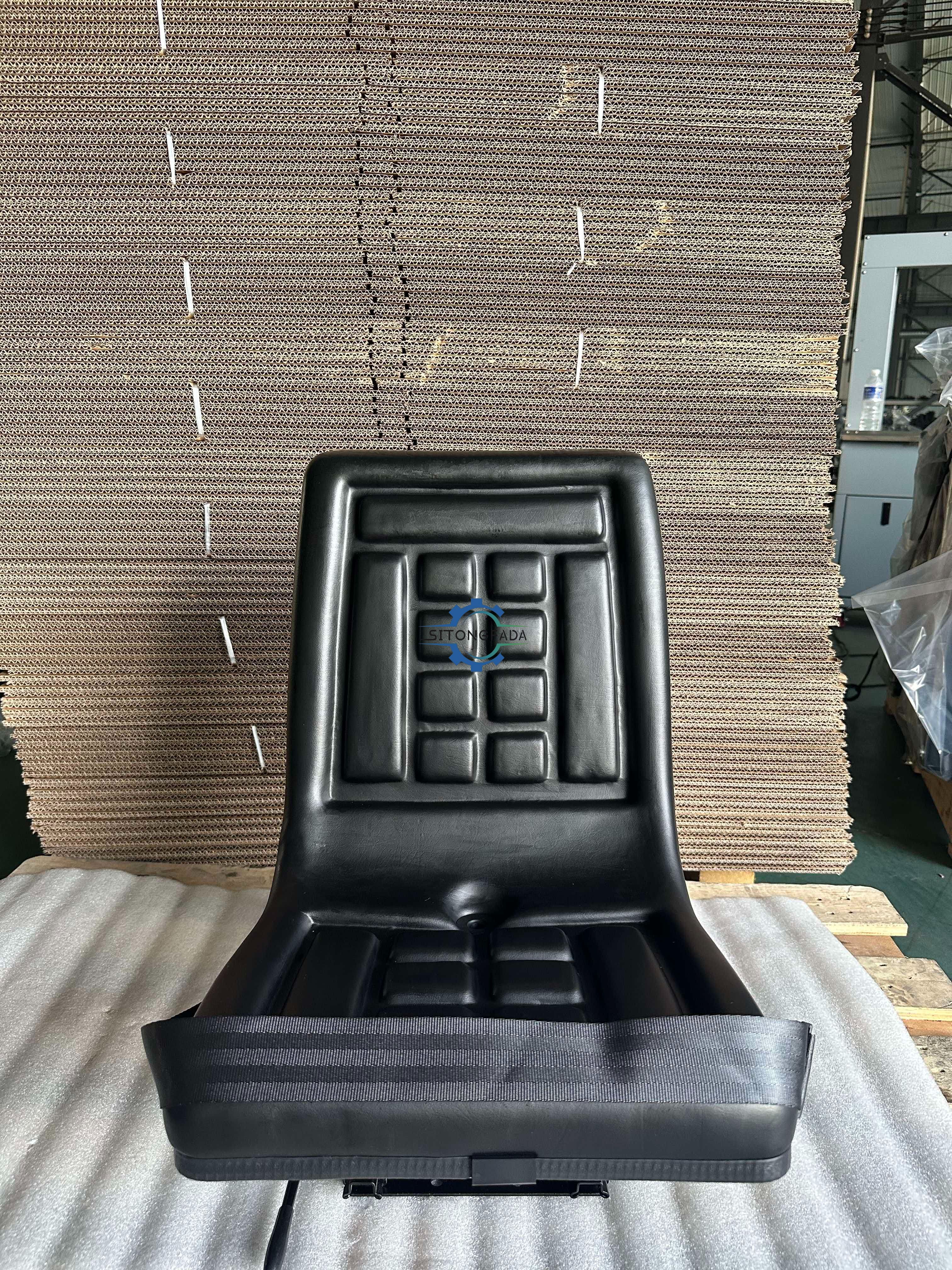 Factory Direct Tractor Seat With Fixed Safety Belt Shock Absorbing Operator Seat for Farm Tractor Agricultural Machinery Parts FD-808-2