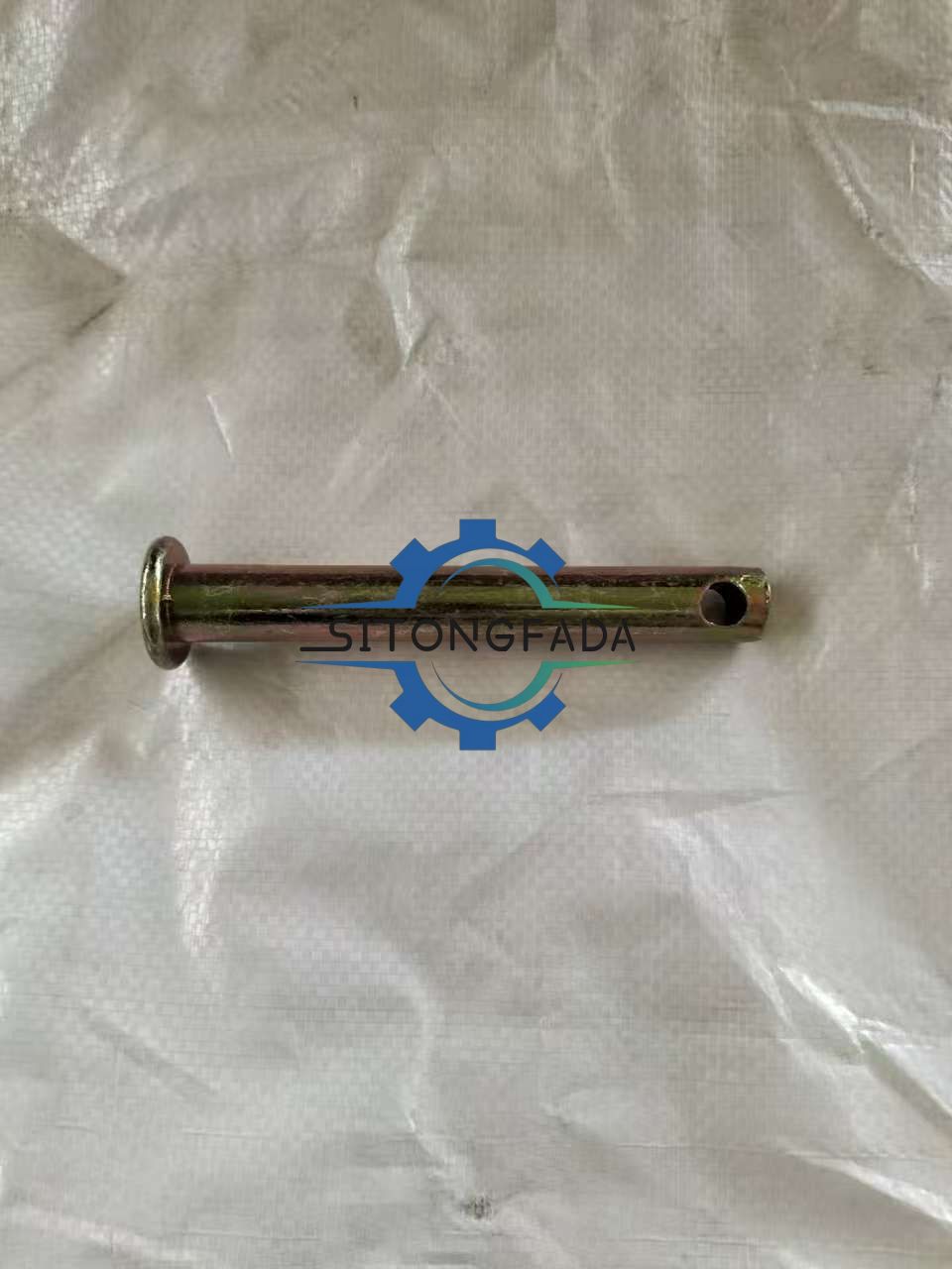 Factory Direct Plated Pin With Hole Anti-Rust Connecting Pin Spare Parts for Farm Tractor Seat Agricultural Machinery 20*150