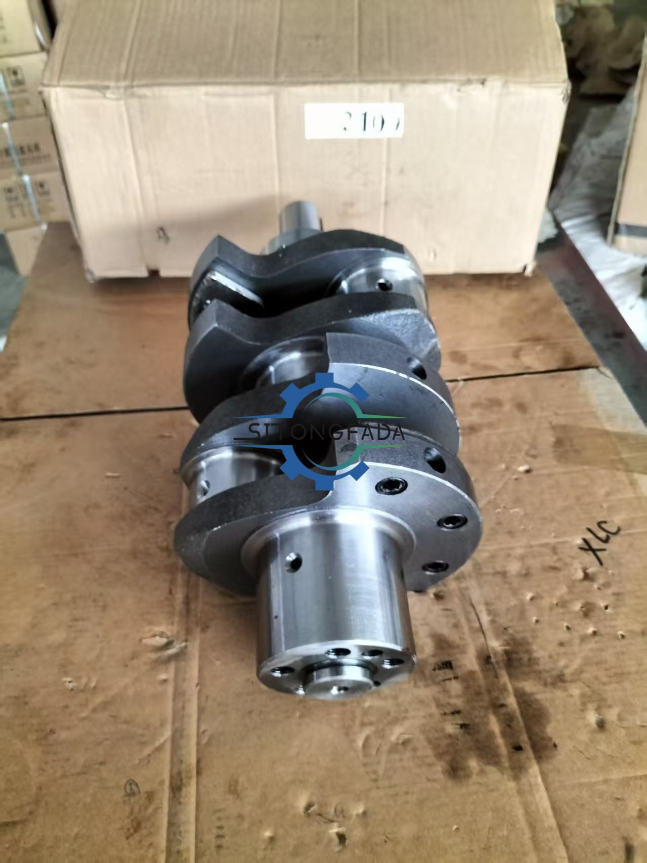 Factory Produced TY2100 Alloy Forged Crankshaft High Hardness Polished Crank Shaft For Farm Tractor